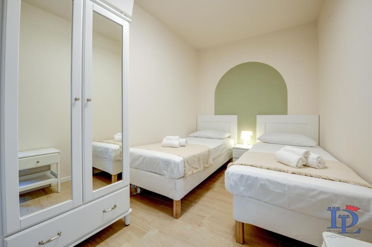 Desenzanoloft Official Partner Marriott Homes & Villas - Apa Dom Downtown Family Apartment 代森扎诺-德尔加达 外观 照片