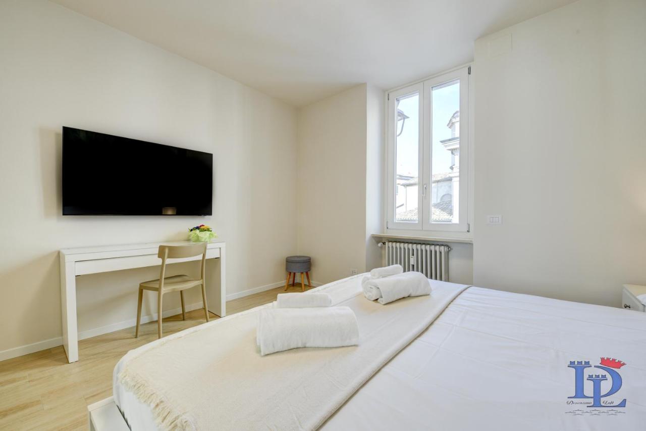 Desenzanoloft Official Partner Marriott Homes & Villas - Apa Dom Downtown Family Apartment 代森扎诺-德尔加达 外观 照片